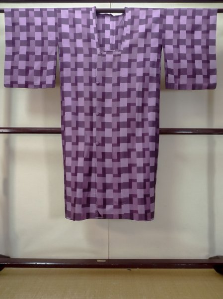 Photo1: M0829K Vintage Japanese women   Purple Rain coat / Synthetic. Plaid Checks   (Grade C) (1)