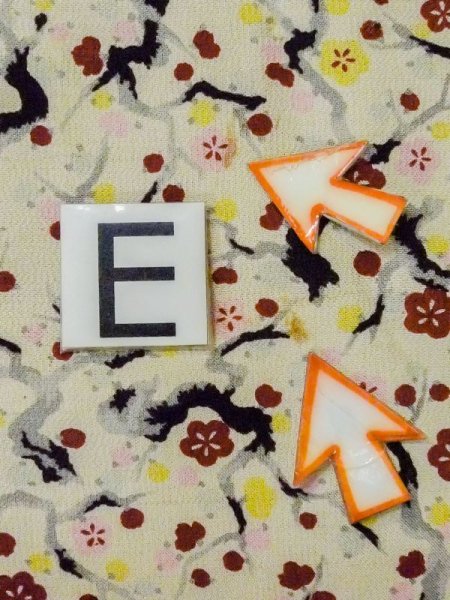 Photo17: M0907D Antique Japanese women Pale Light Green HAORI short jacket / Silk. UME plum bloom   (Grade C) (17)