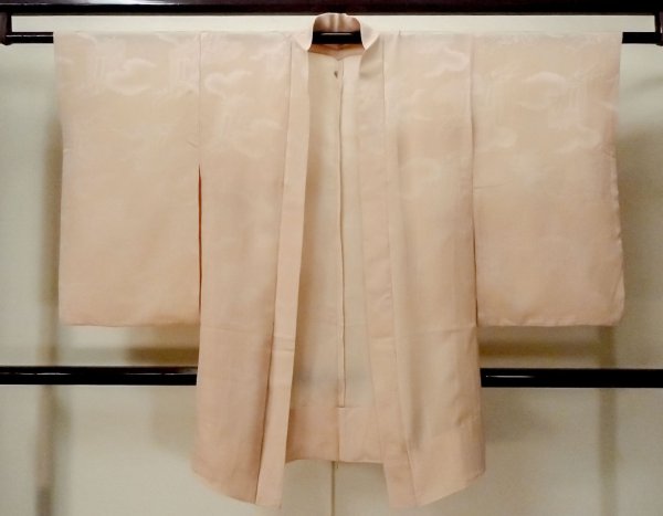 Photo1: M0907E Antique Japanese women Pale Light Orange HAORI short jacket / Silk.    (Grade C) (1)