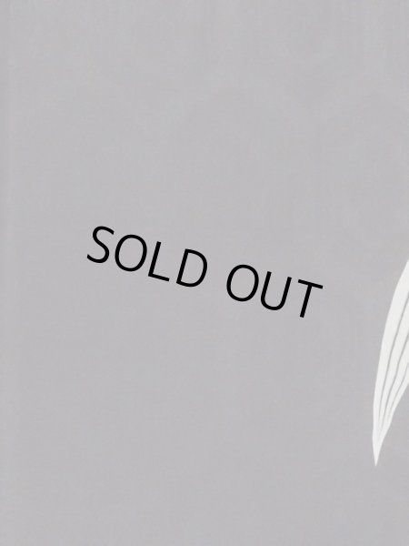 Photo4: M0907J Antique Japanese women   Black HAORI short jacket / Silk. Pine tree/branch/needle,   (Grade C) (4)