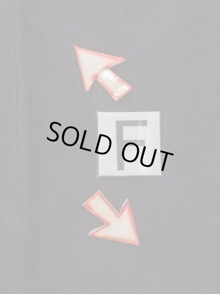 Photo20: M0907J Antique Japanese women   Black HAORI short jacket / Silk. Pine tree/branch/needle,   (Grade C) (20)