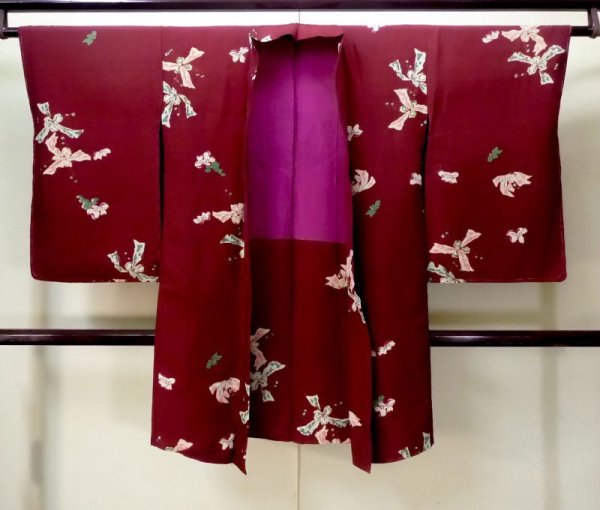 Photo1: M0907R Antique Japanese women  Dark Red HAORI short jacket / Silk. Flower, There is an impression from use.  (Grade D) (1)