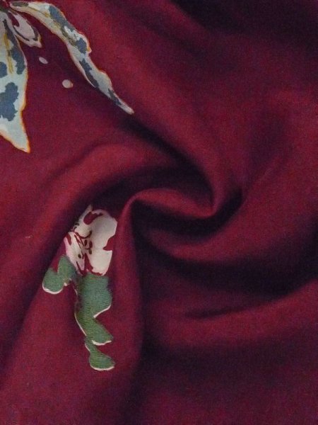 Photo9: M0907R Antique Japanese women  Dark Red HAORI short jacket / Silk. Flower, There is an impression from use.  (Grade D) (9)