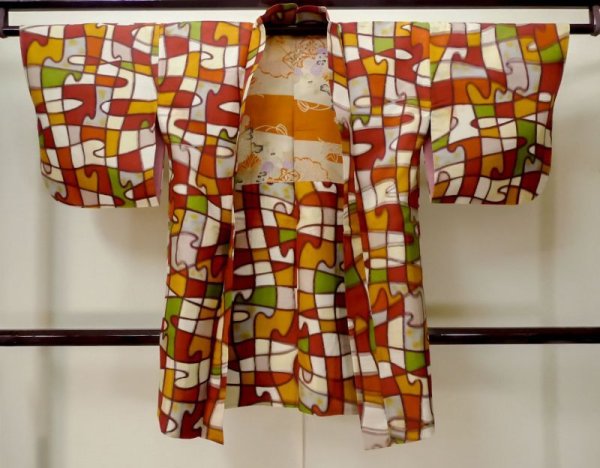 Photo1: M0907W Antique Japanese women  Vivid Multi Color HAORI short jacket / Silk. Abstract pattern   (Grade C) (1)