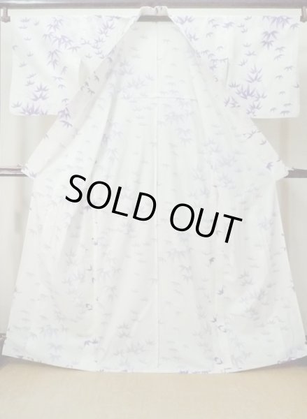 Photo2: M0914L Used Japanese women   White YUKATA summer(made in Other than Japan) / Cotton. Flower,   (Grade C) (2)