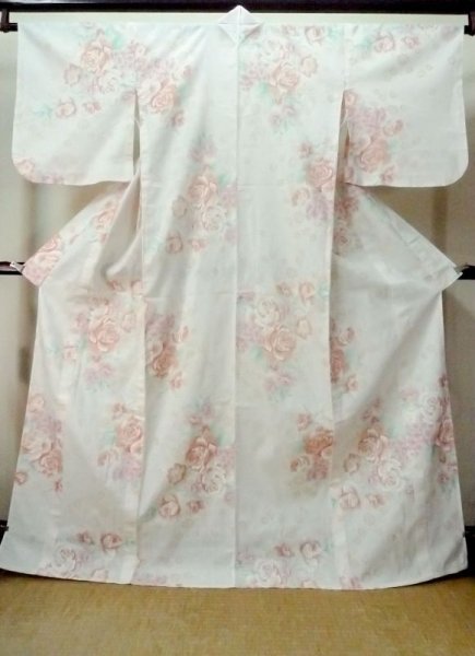 Photo1: M0914O Used Japanese women Pale Light Coral YUKATA summer(made in Other than Japan) / Cotton/hemp Flower,   (Grade A) (1)