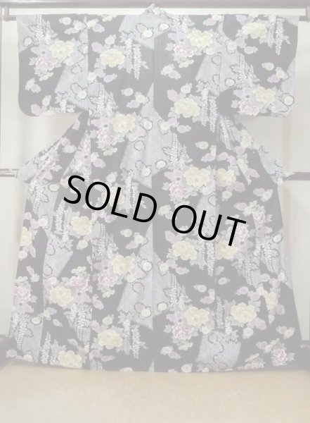 Photo1: M0914Q Used Japanese women   Black YUKATA summer(made in Other than Japan) / Cotton. Peony,   (Grade A) (1)