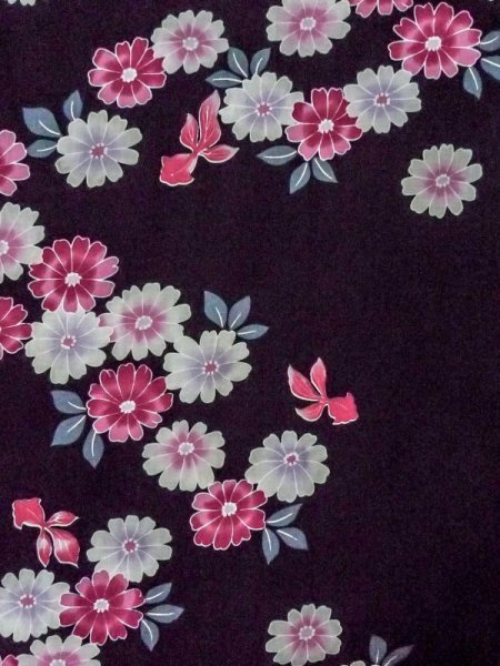 Photo3: M0914V Used Japanese women   Black YUKATA summer(made in Other than Japan) / Cotton.  Goldfish, Cosmos pattern  (Grade B) (3)