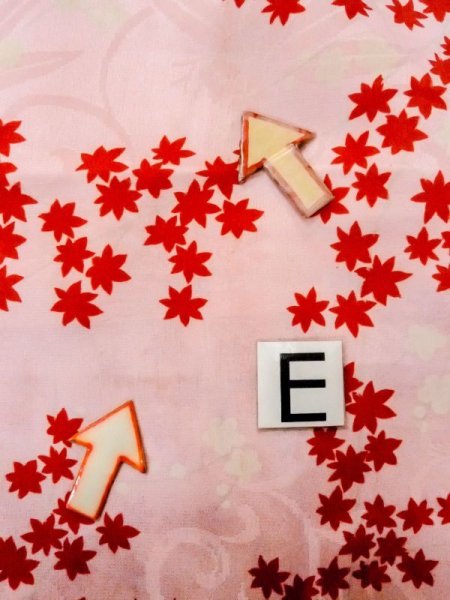 Photo18: M0922C Antique Japanese women   Pink JUBAN undergarment / Silk. Flower,   (Grade C) (18)