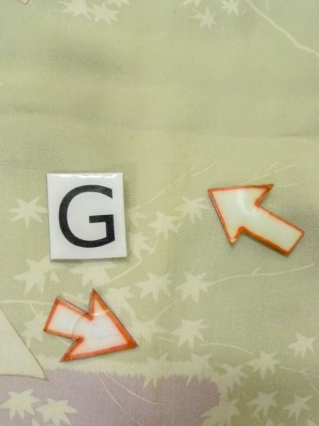 Photo20: M0922D Antique Japanese women  Pale Olive JUBAN undergarment / Silk. Flower,   (Grade C) (20)