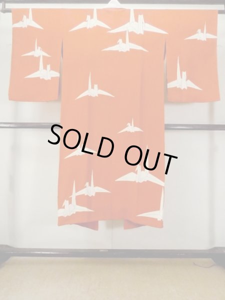 Photo2: M0922E Antique Japanese women   Red JUBAN undergarment / Silk. Crane Paper crane pattern  (Grade B) (2)