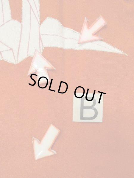 Photo15: M0922E Antique Japanese women   Red JUBAN undergarment / Silk. Crane Paper crane pattern  (Grade B) (15)