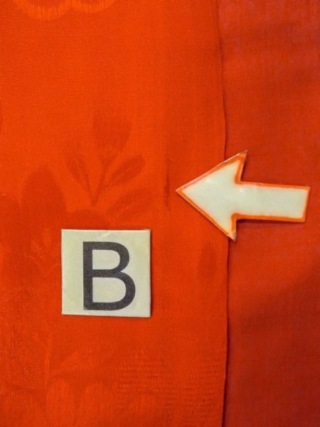 Photo15: M0922J Antique Japanese women   Orange JUBAN undergarment / Silk. Chrysanthemum,   (Grade D) (15)