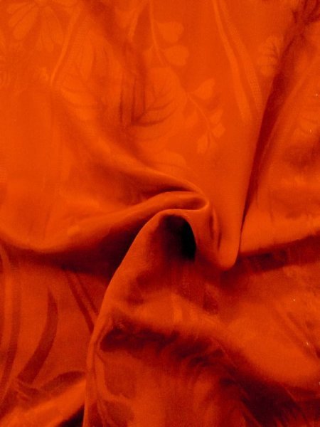 Photo11: M0922P Antique Japanese women   Red JUBAN undergarment / Silk.  Based woven pattern : Birds, curved lines pattern  (Grade B) (11)