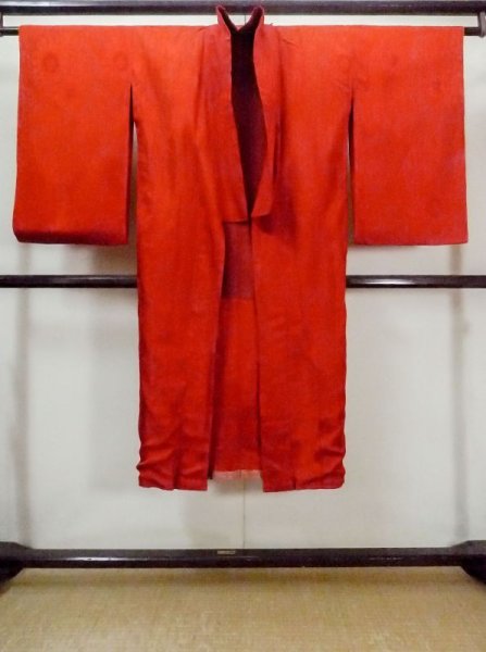 Photo1: M0922R Antique Japanese women   Red JUBAN undergarment / Silk.    (Grade D) (1)