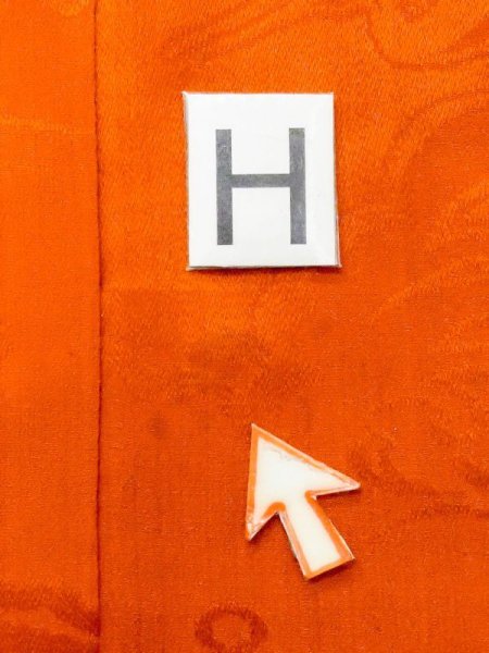 Photo19: M0922V Antique Japanese women   Vermilion JUBAN undergarment / Silk.  Aging deterioration. There is an impression from use. The attached collar is synthetic.  (Grade D) (19)