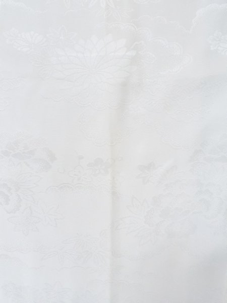 Photo3: M0923D Used Japanese women   White JUBAN undergarment / Synthetic.  Based woven pattern: Pine tree, Bamboo leaf, Cloud  (Grade C) (3)