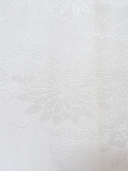 Photo5: M0923D Used Japanese women   White JUBAN undergarment / Synthetic.  Based woven pattern: Pine tree, Bamboo leaf, Cloud  (Grade C) (5)
