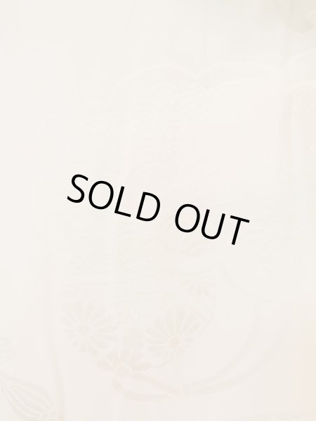 Photo7: M1003A Vintage Japanese women  Pale Coral JUBAN undergarment / Silk. Gradation Lining is attached on sleeves. Based woven pattern: Bells, Japanese traditional handball  (Grade B) (7)