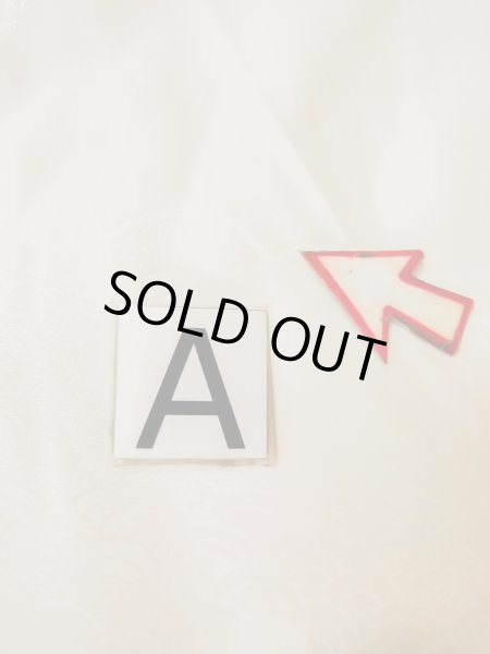 Photo14: M1003A Vintage Japanese women  Pale Coral JUBAN undergarment / Silk. Gradation Lining is attached on sleeves. Based woven pattern: Bells, Japanese traditional handball  (Grade B) (14)