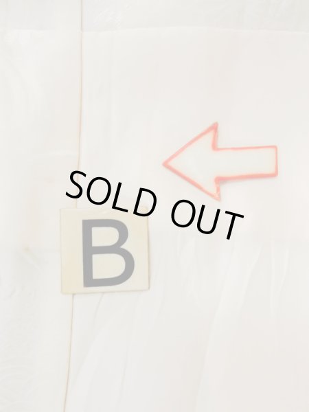 Photo15: M1003A Vintage Japanese women  Pale Coral JUBAN undergarment / Silk. Gradation Lining is attached on sleeves. Based woven pattern: Bells, Japanese traditional handball  (Grade B) (15)