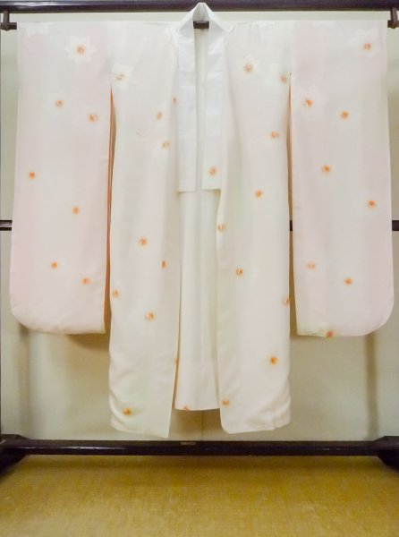 Photo1: Mint M1003H Used Japanese women  Light Pink JUBAN undergarment / Silk. Flower   (Grade A) (1)