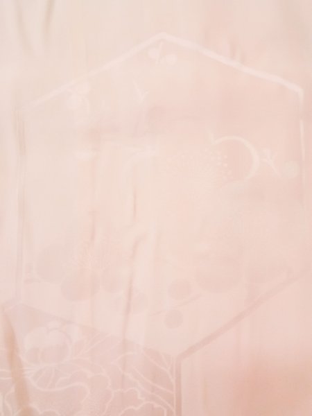 Photo5: M1003J Vintage Japanese women Pale Light Pink JUBAN undergarment / Silk.  Based woven pattern: Maple leaf, Bamboo leaf, Tortoise-shell pattern(Hexagonal pattern)  (Grade B) (5)