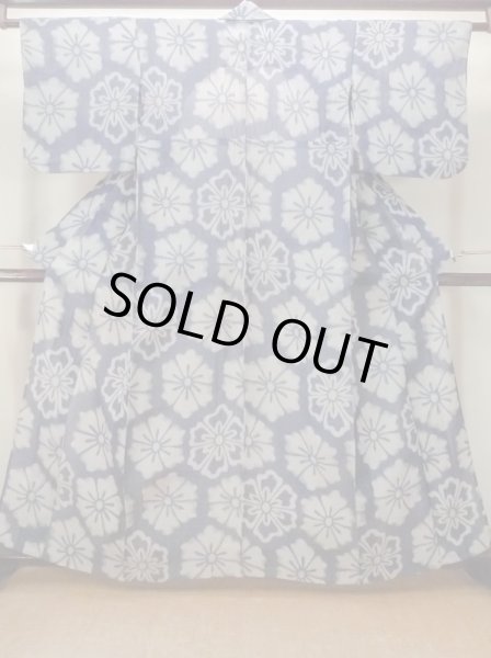 Photo1: M1010H Vintage Japanese women   Indigo Blue OJIYACHIJIMI / Linen. Flower There is an impression from use.  (Grade D) (1)