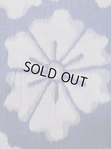 Photo6: M1010H Vintage Japanese women   Indigo Blue OJIYACHIJIMI / Linen. Flower There is an impression from use.  (Grade D) (6)