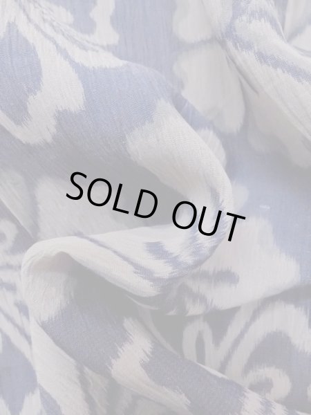 Photo12: M1010H Vintage Japanese women   Indigo Blue OJIYACHIJIMI / Linen. Flower There is an impression from use.  (Grade D) (12)