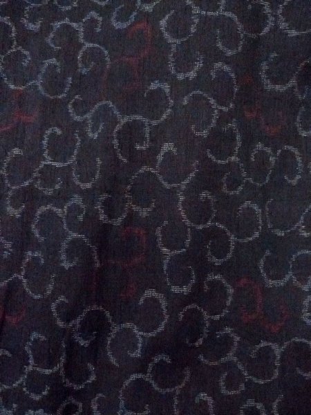 Photo3: M1010N Vintage Japanese women   Black OJIYATSUMUGI / Silk. Arabesque vine   (Grade B) (3)