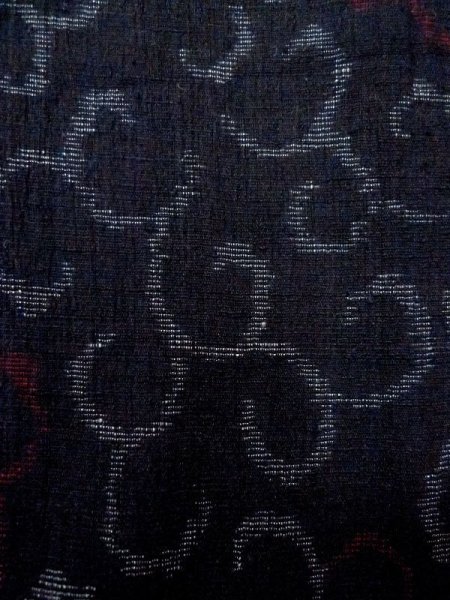 Photo6: M1010N Vintage Japanese women   Black OJIYATSUMUGI / Silk. Arabesque vine   (Grade B) (6)