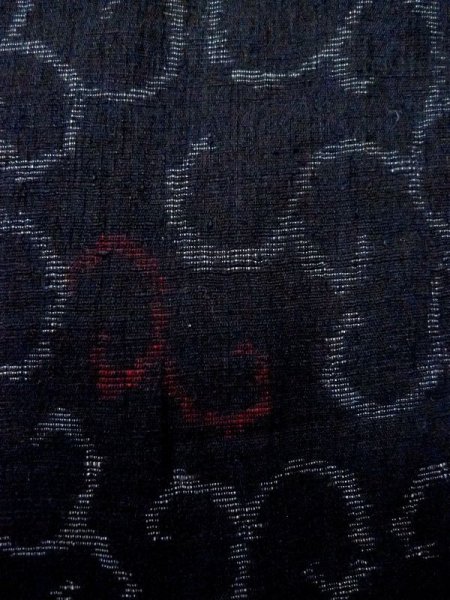 Photo7: M1010N Vintage Japanese women   Black OJIYATSUMUGI / Silk. Arabesque vine   (Grade B) (7)