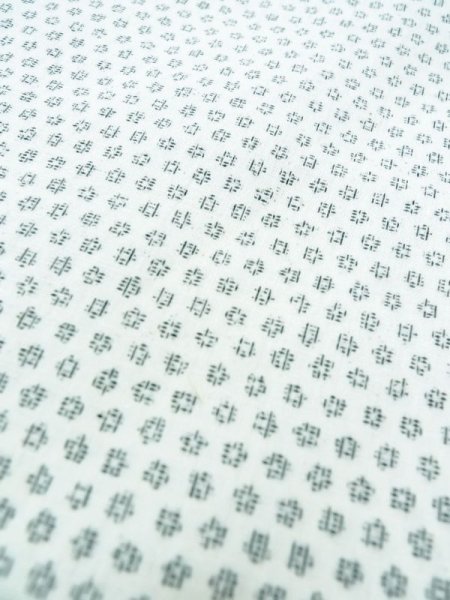 Photo7: M1011C Vintage Japanese   Black Men's Kimono / Silk. Geometrical pattern   (Grade C) (7)