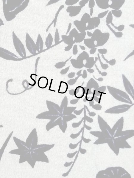 Photo8: M1018T Vintage Japanese women   White HITOE unlined / Silk. Chrysanthemum, There is an impression from use.  (Grade C) (8)