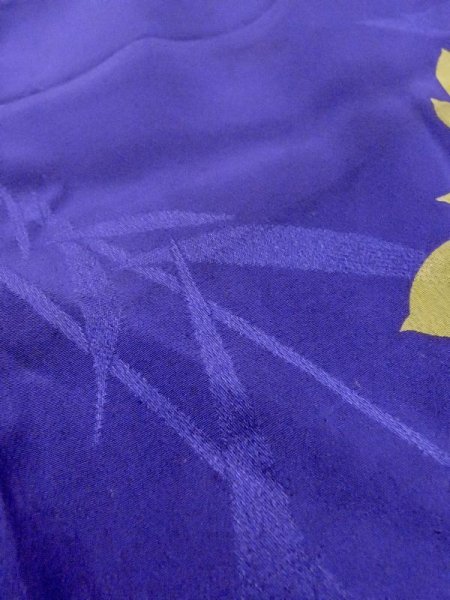 Photo7: M1108D Antique Japanese women  Vivid Purple Kids / Silk. Peony Small holes all over. Discolored all over. Aging deterioration. There is an impression from use.  (Grade D) (7)