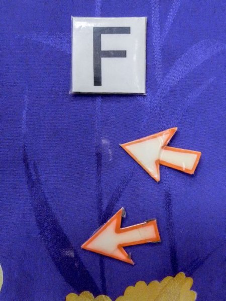 Photo17: M1108D Antique Japanese women  Vivid Purple Kids / Silk. Peony Small holes all over. Discolored all over. Aging deterioration. There is an impression from use.  (Grade D) (17)