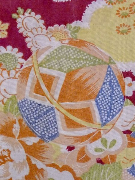 Photo5: M1108E Antique Japanese women Vivid Reddish Purple JUBAN undergarment / Silk. Peony, Aging deterioration. There is an impression from use. Japanese traditonal ball pattern  (Grade C) (5)