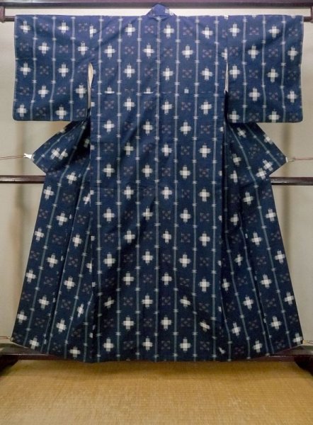 Photo1: M1108M Vintage Japanese women   Indigo Blue TSUMUGI pongee / Silk. Stripes,   (Grade B) (1)