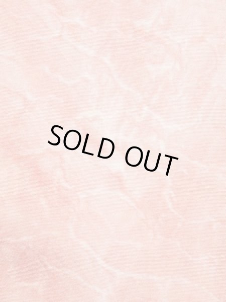 Photo6: M1121A Vintage Japanese women  Grayish Coral HAORI short jacket / Silk. Gradation,   (Grade C) (6)