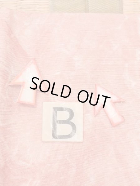 Photo13: M1121A Vintage Japanese women  Grayish Coral HAORI short jacket / Silk. Gradation,   (Grade C) (13)