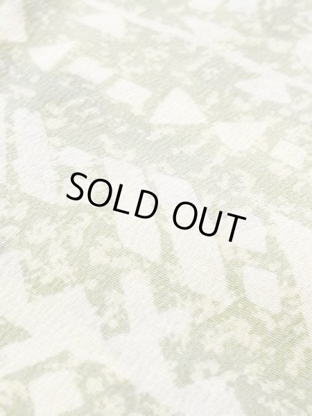 Photo10: M1121F Vintage Japanese women Pale Light Green HAORI short jacket / Silk. Triangle,   (Grade C) (10)