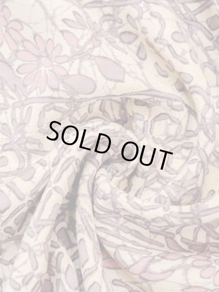 Photo11: M1121I Vintage Japanese women  Grayish Purple HAORI short jacket / Silk. Flower,   (Grade C) (11)