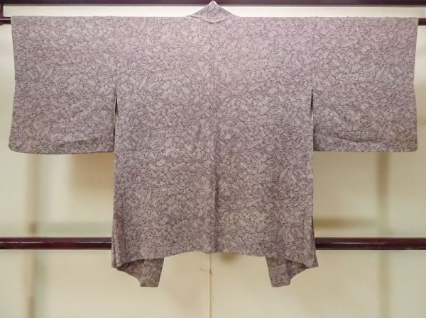 Photo2: M1121U Vintage Japanese women Pale Grayish Purple HAORI short jacket / Silk. Mountain,   (Grade C) (2)