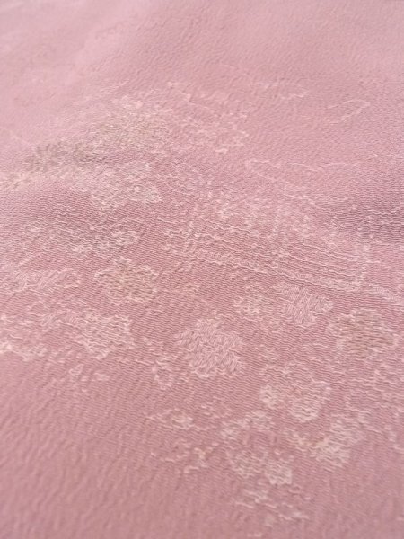 Photo9: M1121W Vintage Japanese women  Grayish Pink HAORI short jacket / Silk. Chrysanthemum,   (Grade B) (9)