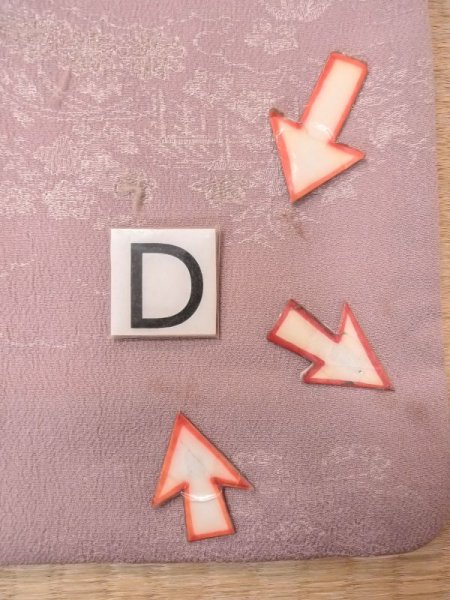 Photo16: M1121W Vintage Japanese women  Grayish Pink HAORI short jacket / Silk. Chrysanthemum,   (Grade B) (16)