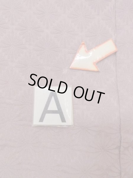 Photo12: M1122B Vintage Japanese women  Grayish Wisteria HAORI short jacket / Silk.    (Grade B) (12)