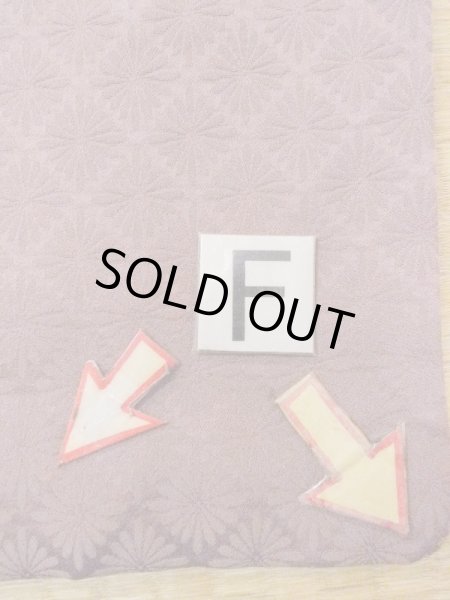 Photo17: M1122B Vintage Japanese women  Grayish Wisteria HAORI short jacket / Silk.    (Grade B) (17)