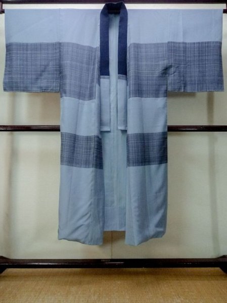 Photo1: M1128E Vintage Japanese  Grayish Light Blue Men's Juban / Silk. Plaid Checks   (Grade B) (1)