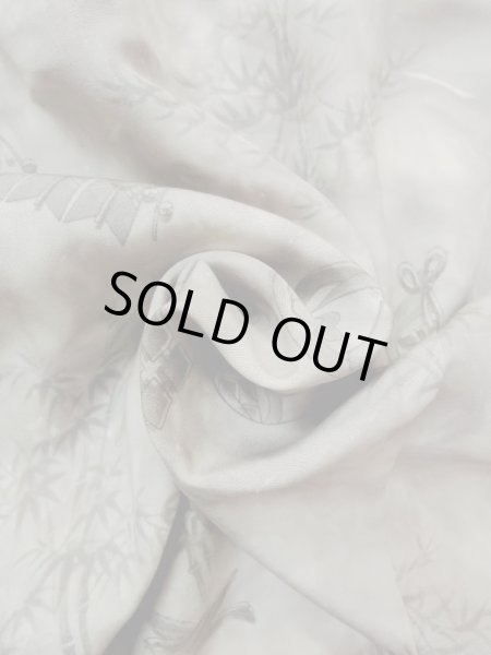 Photo12: M1128H Vintage Japanese   Gray Men's Juban / Silk. UME plum bloom,   (Grade B) (12)